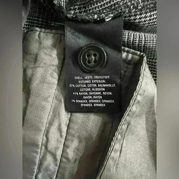 ANTHROPOLOGIE The Essential Flare Cropped Trouser in Houndstooth Grey - Picture 8 of 11